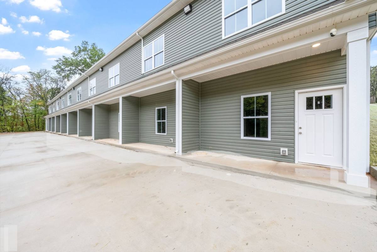 Townhouse for rent at 329 Cedar Court, Clarksville, TN 37042