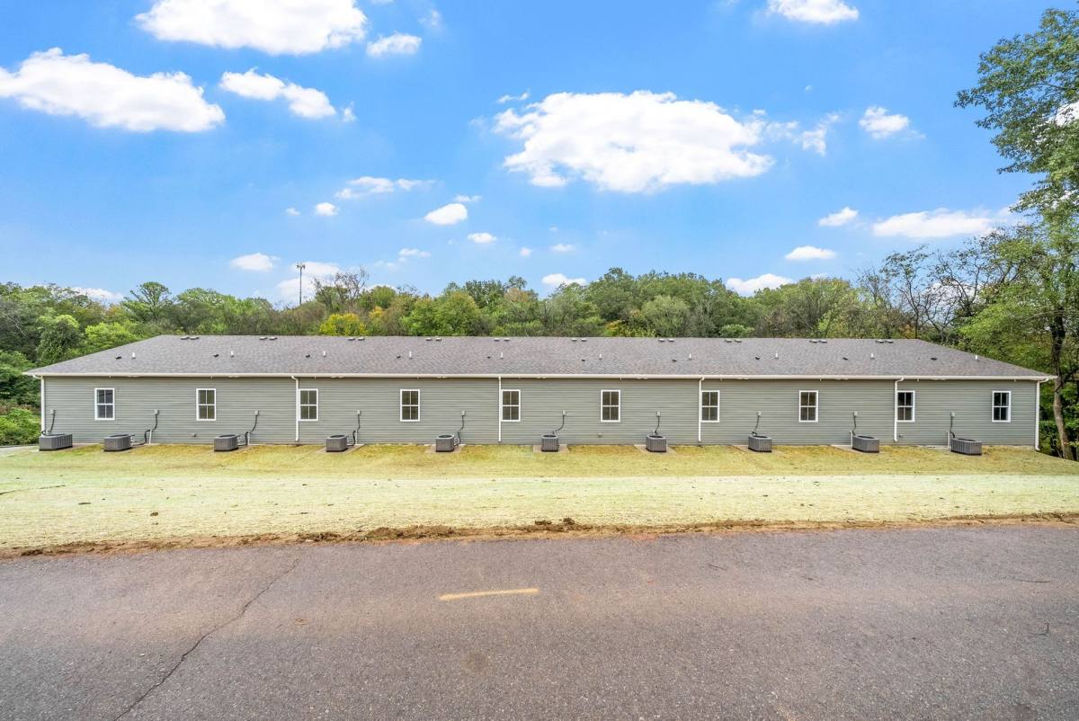 Townhouse for rent at 329 Cedar Court, Clarksville, TN 37042