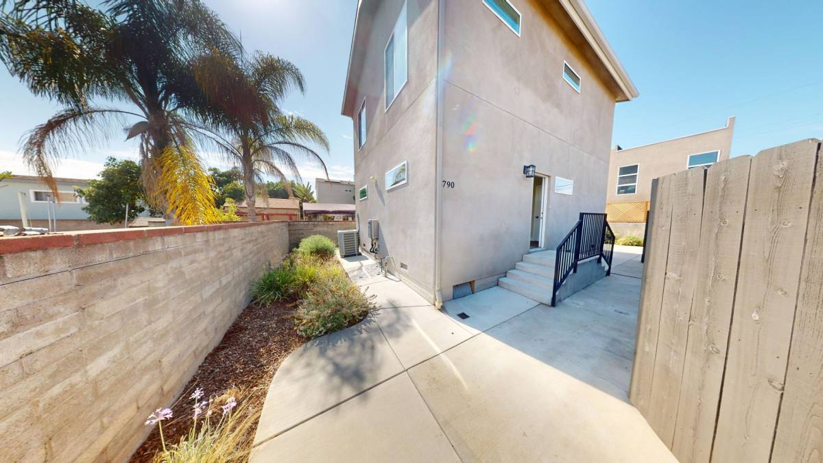 Townhouse for rent at 4790 63rd St, San Diego, CA 92115