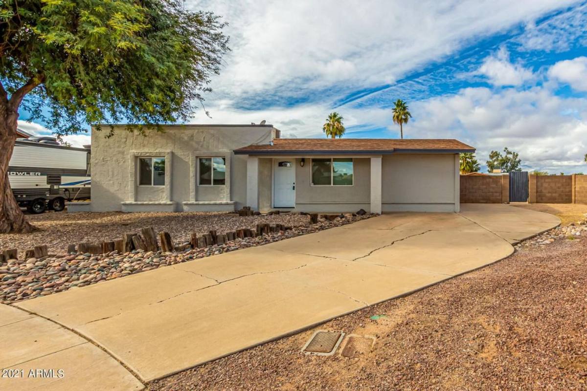 House for rent at 1025 N Menze St, Casa Grande, AZ 85122