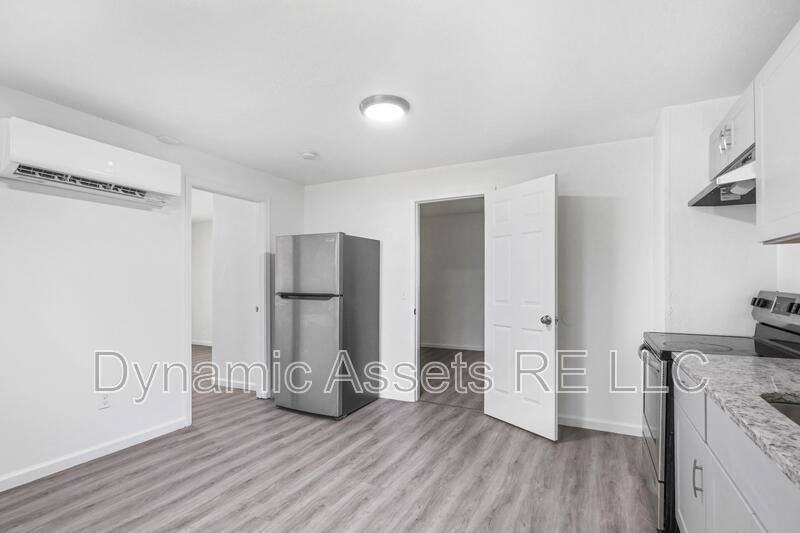 Apartment for rent at 208 E Park #A, Pittsburg, KS 66762
