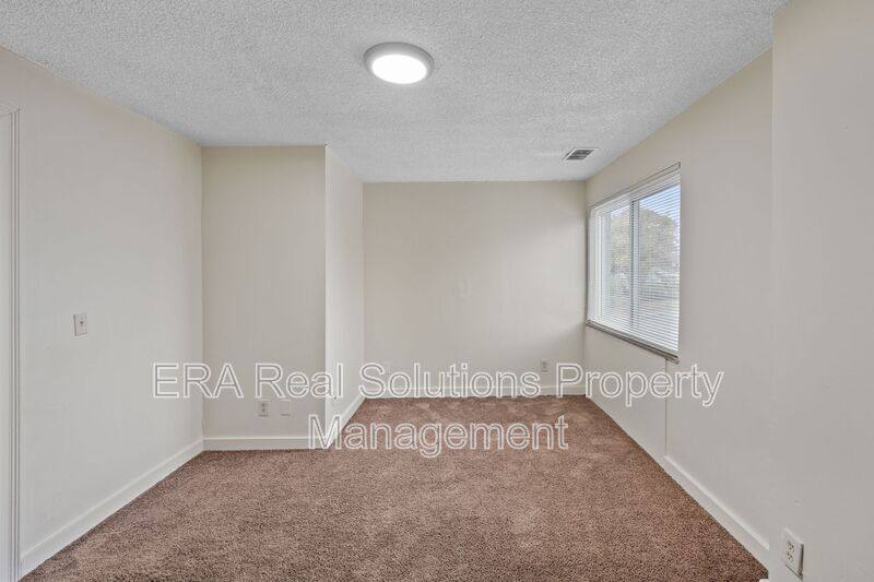 Apartment for rent at 7875 Reading Rd #14, Cincinnati, OH 45237