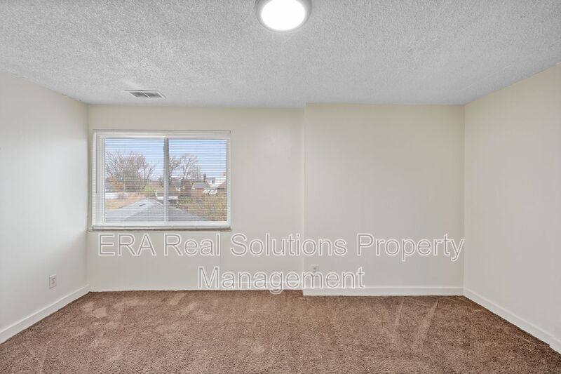 Apartment for rent at 7875 Reading Rd #14, Cincinnati, OH 45237