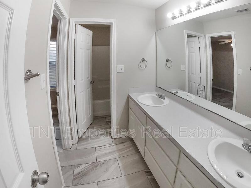 Apartment for rent at 9871 Risky's Ranch Dr, College Station, TX 77845