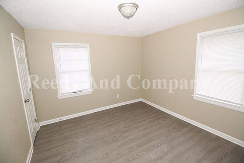 House for rent at 91 Eastview Dr, Memphis, TN 38111
