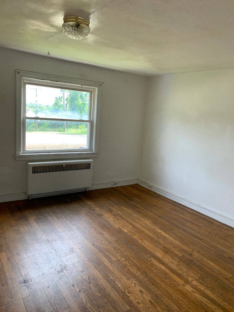 Apartment for rent at 3265 Sunset Blvd, Steubenville, OH 43952