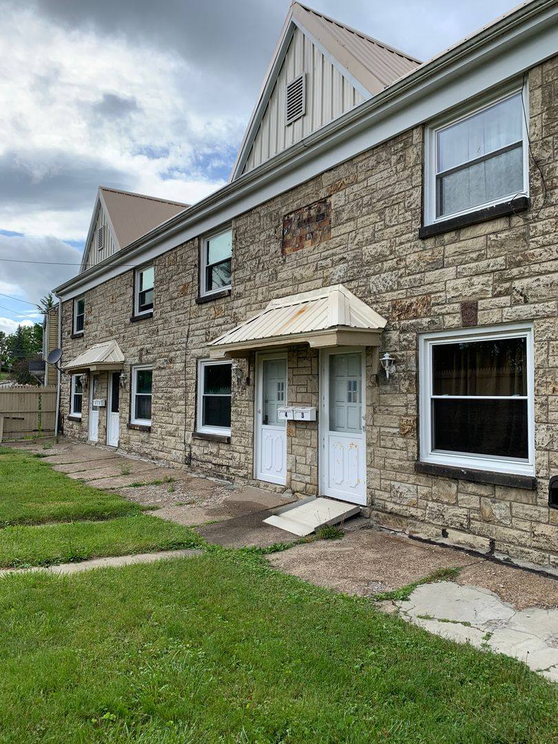 Apartment for rent at 3265 Sunset Blvd, Steubenville, OH 43952