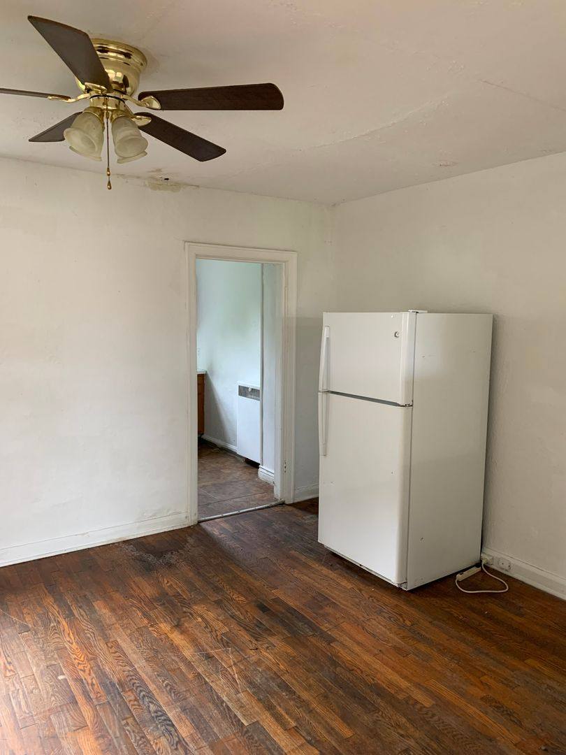Apartment for rent at 3265 Sunset Blvd, Steubenville, OH 43952