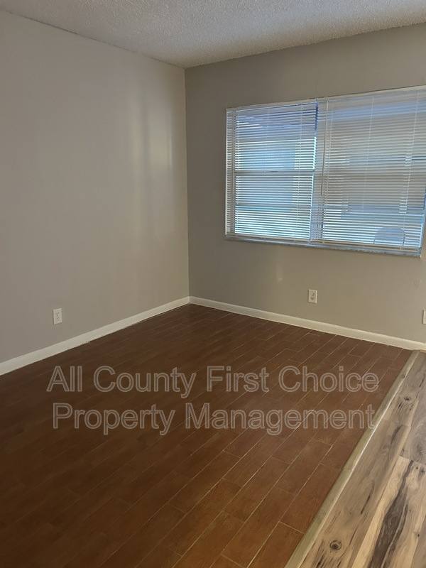 Apartment for rent at 460 93rd Ave N #8, Saint Petersburg, FL 33702