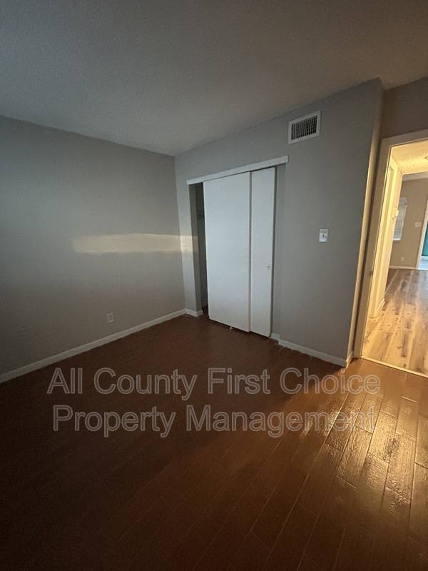 Apartment for rent at 460 93rd Ave N #8, Saint Petersburg, FL 33702