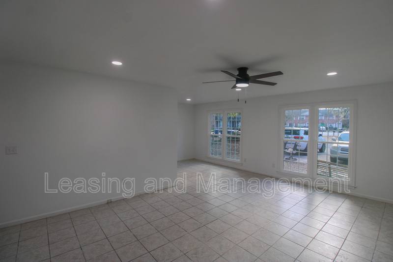 Apartment for rent at 910 Sea Gull Dr #B, Mount Pleasant, SC 29464