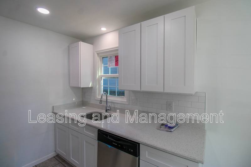 Apartment for rent at 910 Sea Gull Dr #B, Mount Pleasant, SC 29464