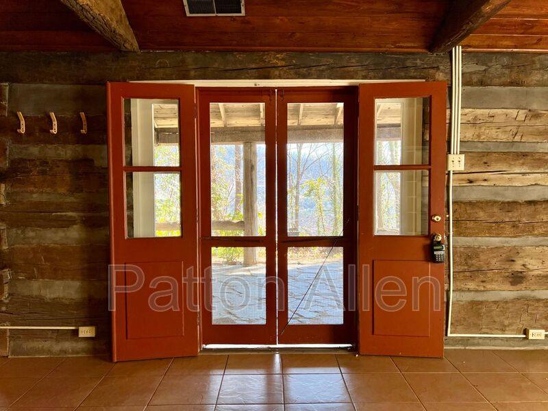House for rent at 3 Wayside Rd, Asheville, NC 28805