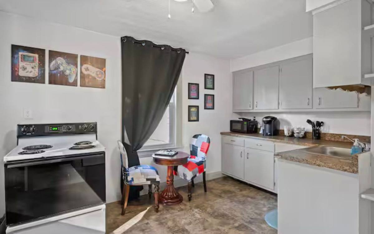 Apartment for rent at 9519 Preston Ave, Cleveland, OH 44102