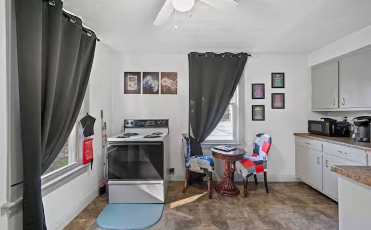 Apartment for rent at 9519 Preston Ave, Cleveland, OH 44102