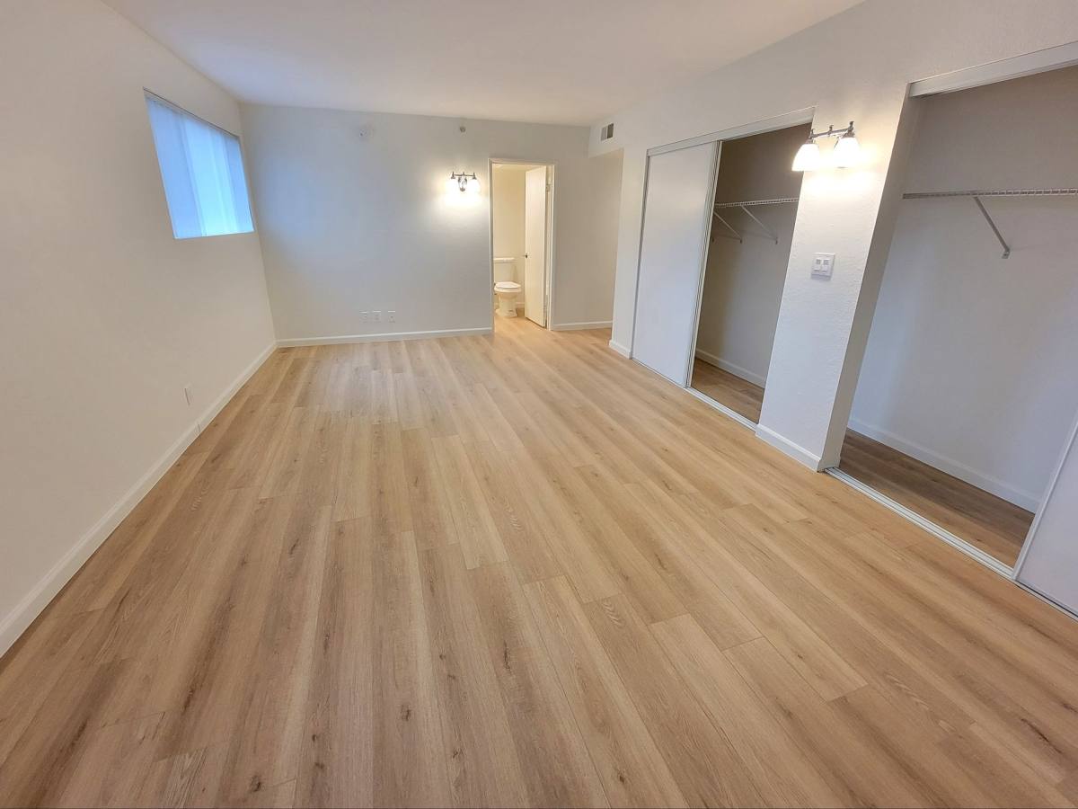 Apartment for rent at 1636 N Verdugo Rd, Glendale, CA 91208