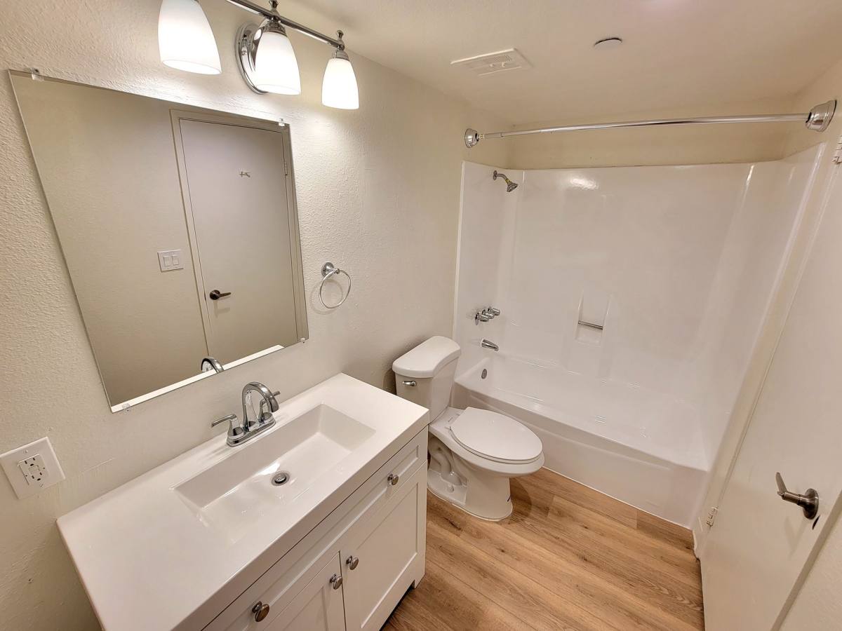 Apartment for rent at 1636 N Verdugo Rd, Glendale, CA 91208