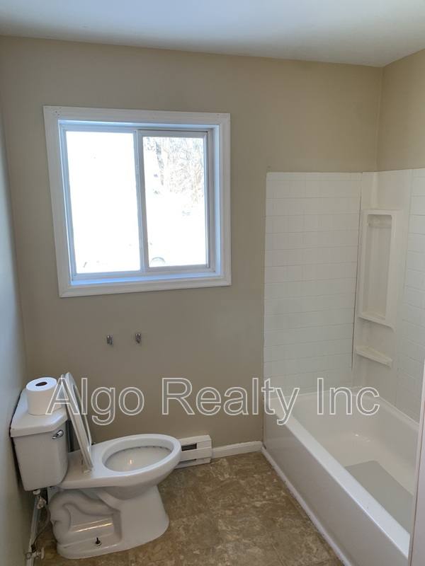 House for rent at 1427 N Morgan Ave, Minneapolis, MN 55411