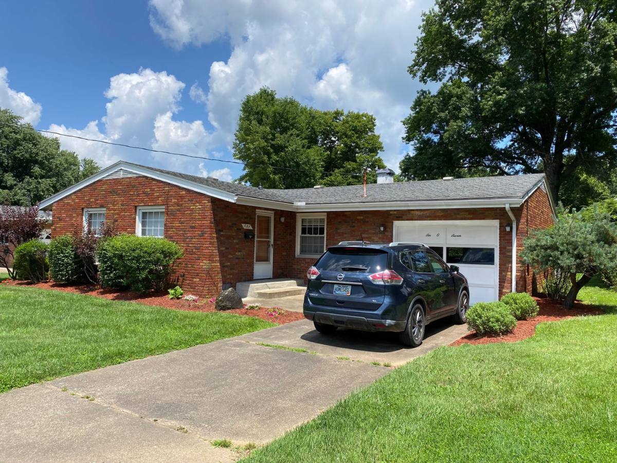 House for rent at 607 46th St, Vienna, WV 26105