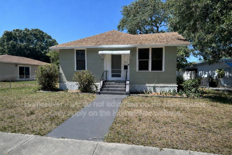 House for rent at 509 27th Ave S, Saint Petersburg, FL 33705