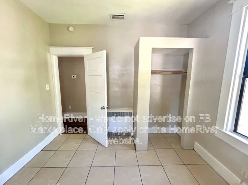 House for rent at 509 27th Ave S, Saint Petersburg, FL 33705