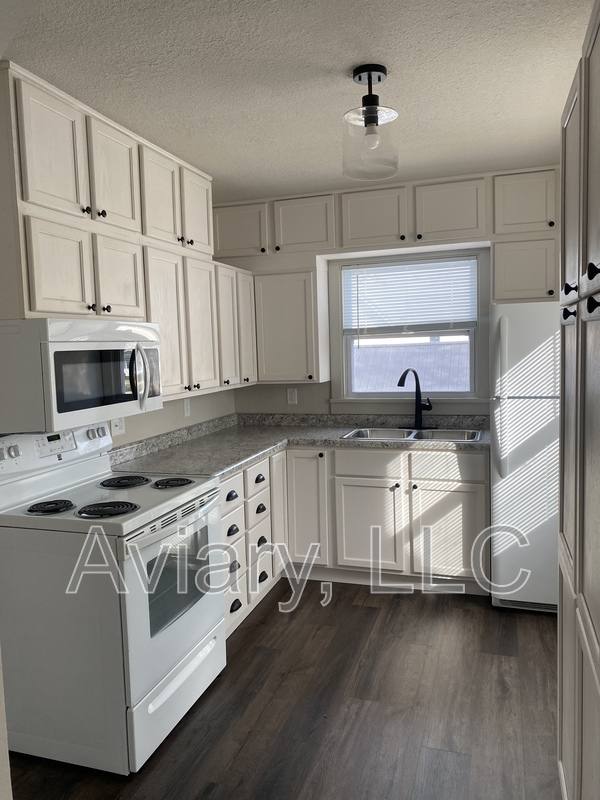 Apartment for rent at 201 W Jefferson St #2, Fairfield, IA 52556