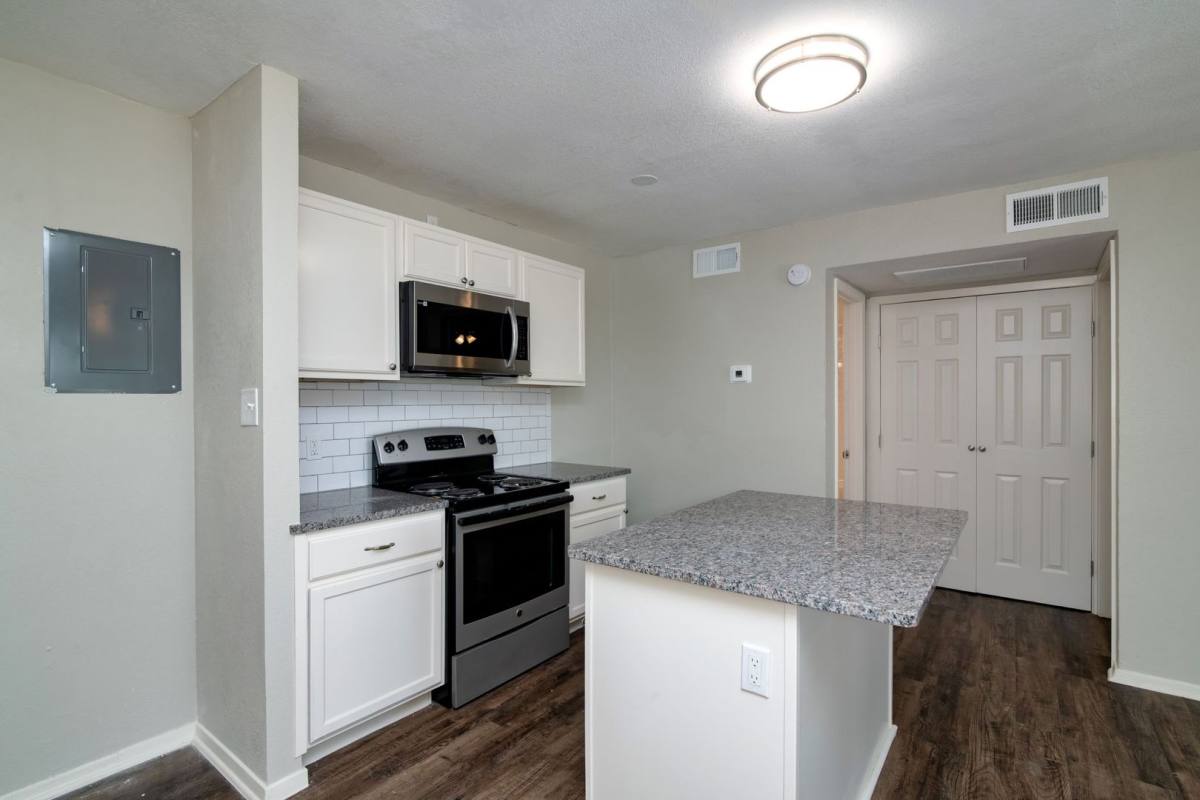 Apartment for rent at 8037 W Elizabeth Lane, Fort Worth, TX 76116