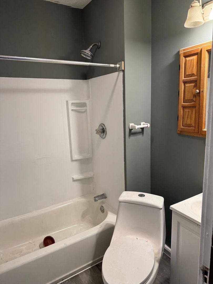 House for rent at 1106 E Lake Rd, Erie, PA 16507