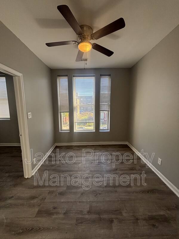 Apartment for rent at 7134 S Cornell Ave #2, Chicago, IL 60649