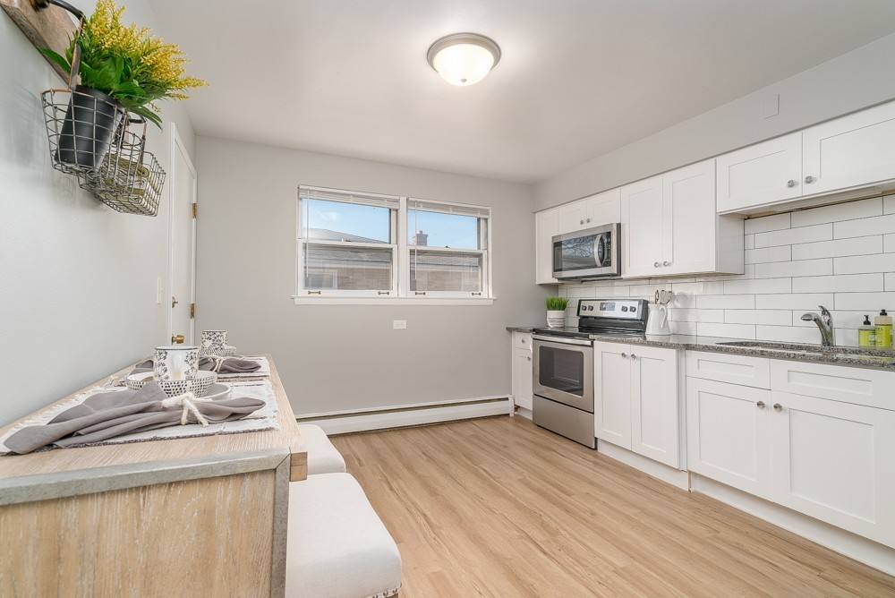 Apartment for rent at 34-46 S Kensington Ave, La Grange, IL 60525