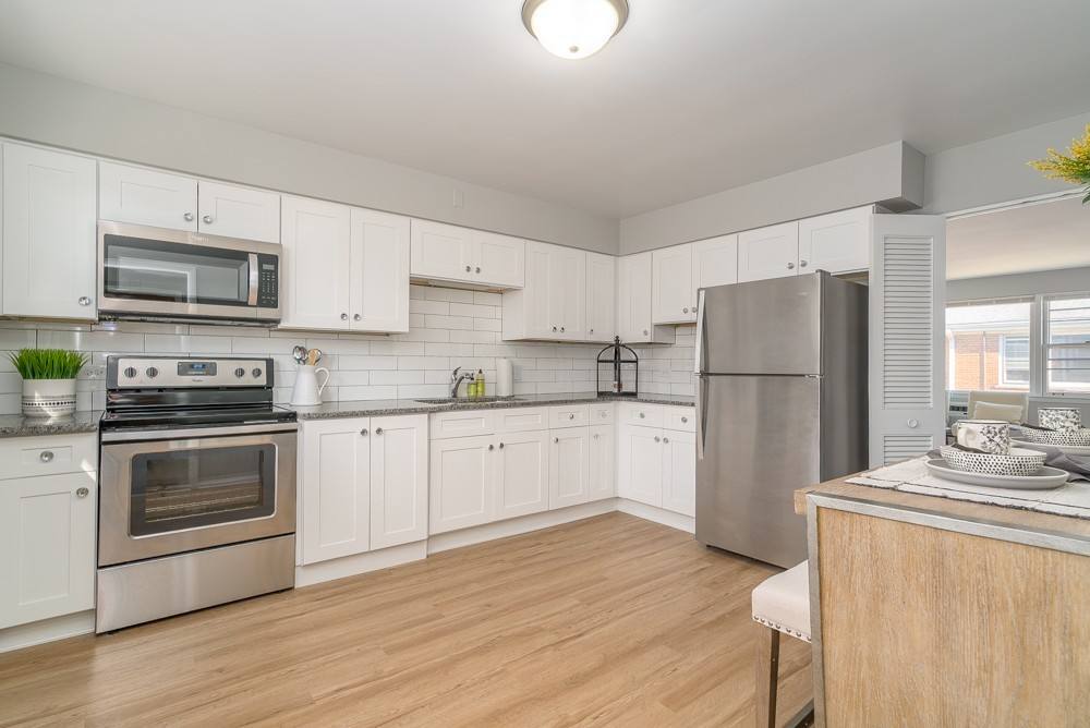 Apartment for rent at 34-46 S Kensington Ave, La Grange, IL 60525
