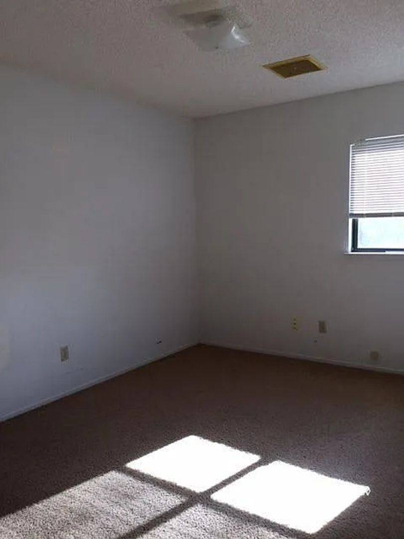 House for rent at 932 Kinnett Ave, Ridgecrest, CA 93555
