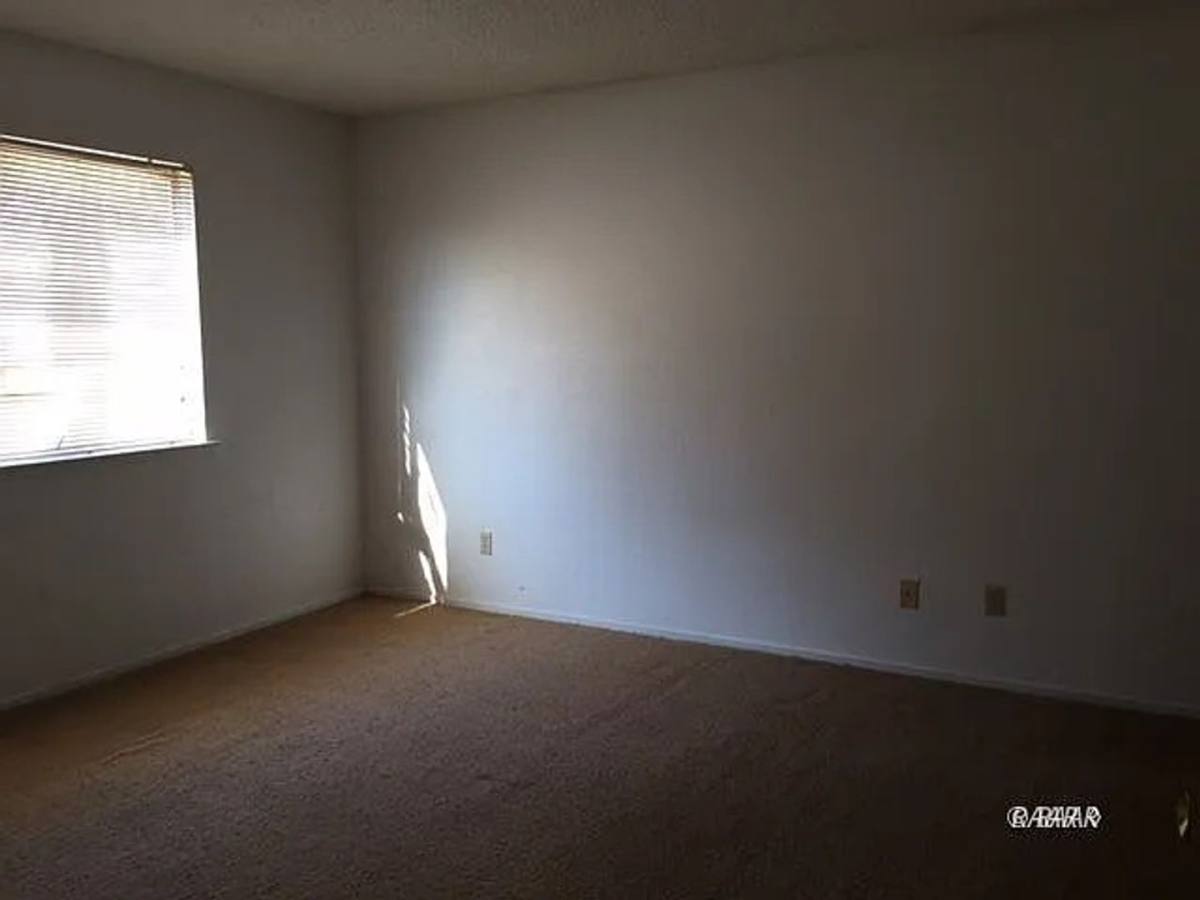 House for rent at 932 Kinnett Ave, Ridgecrest, CA 93555