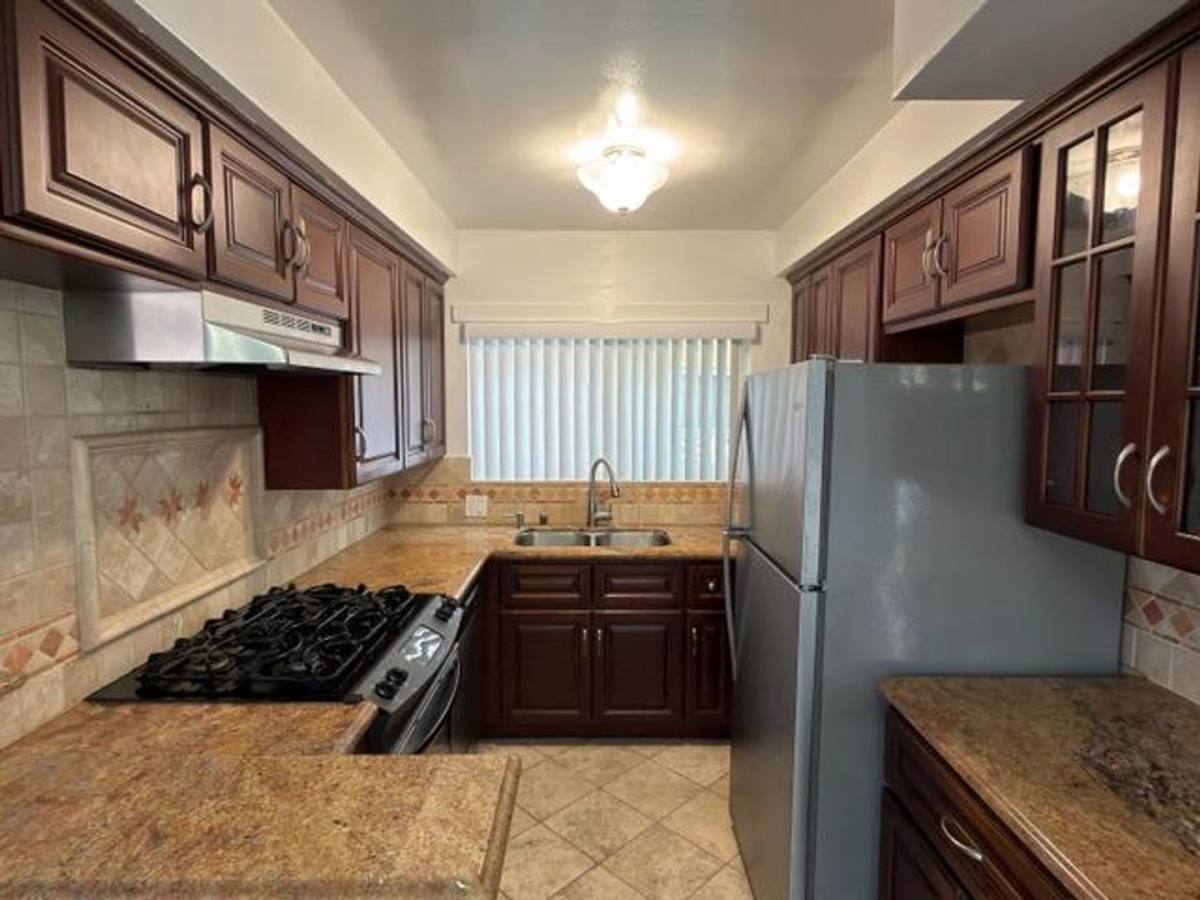 Apartment for rent at 1246 N Hayworth Ave, Los Angeles, CA 90046