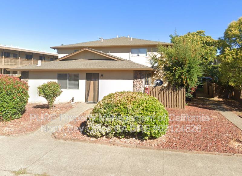 Townhouse for rent at 106 Laws Ave A-E #C, Ukiah, CA 95482