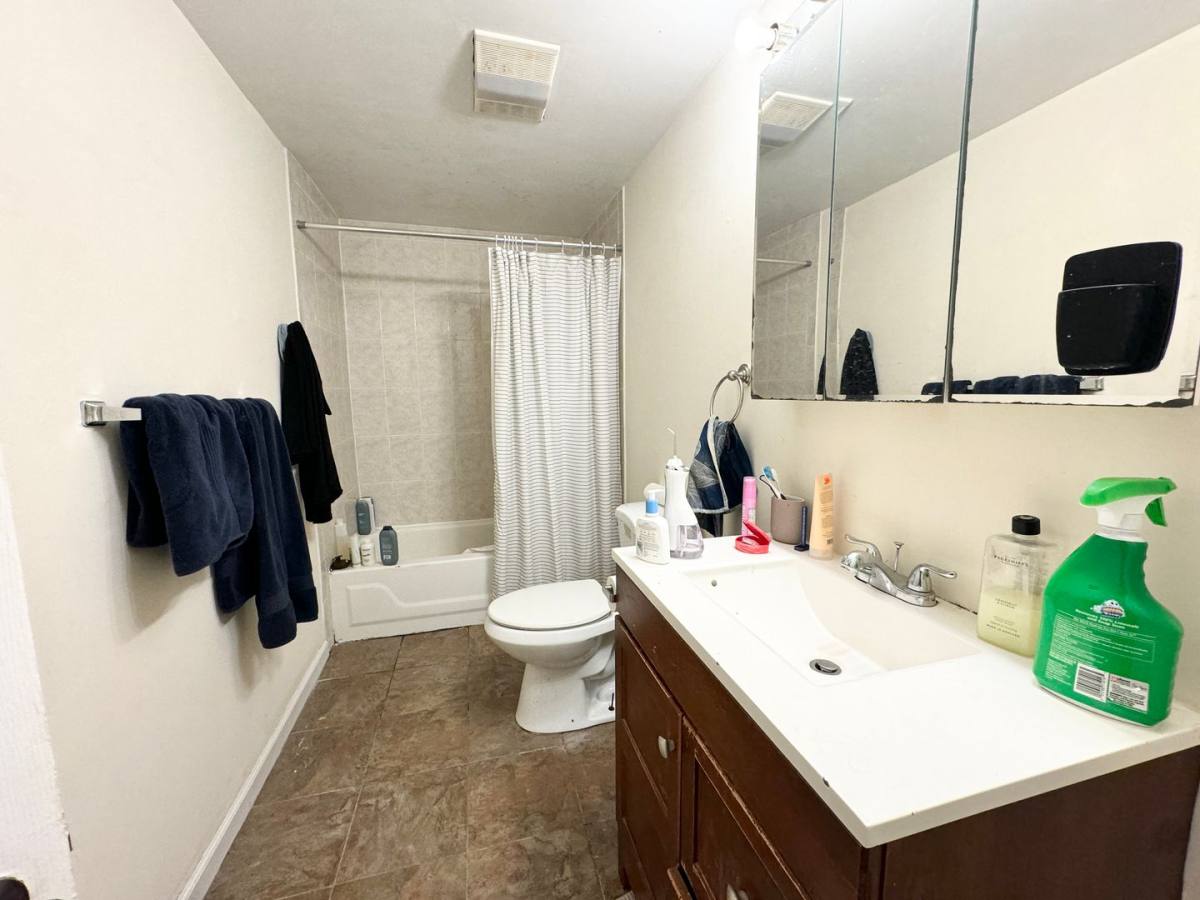 House for rent at 85 Gainsborough St #10, Boston, MA 02115