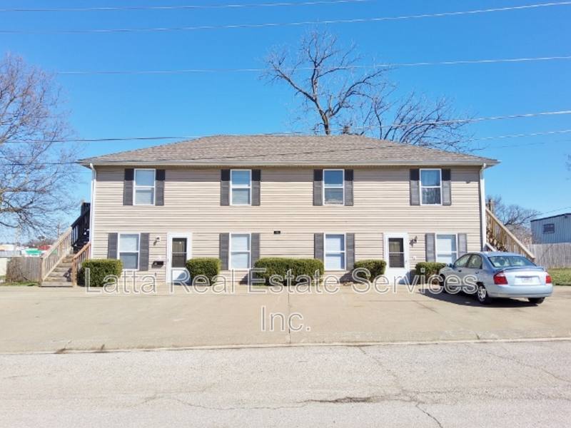 Apartment for rent at 304 N 3rd St #D, Odessa, MO 64076