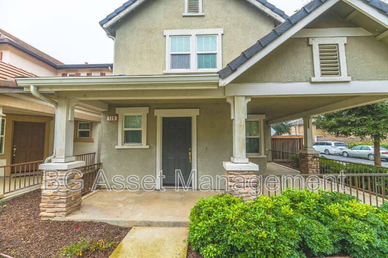 House for rent at 128 Kingfisher St, Brentwood, CA 94513