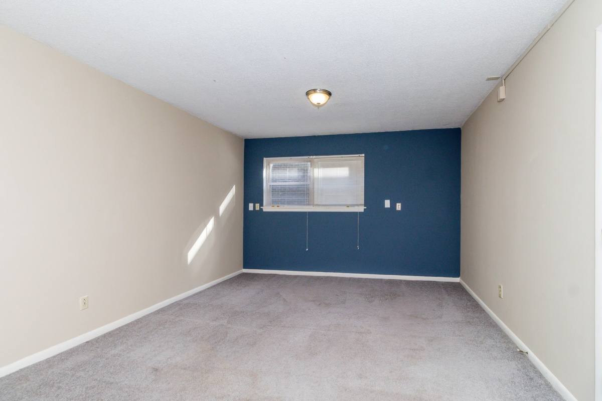 Apartment for rent at 402 Lawrence Place, Columbia, MO 65201