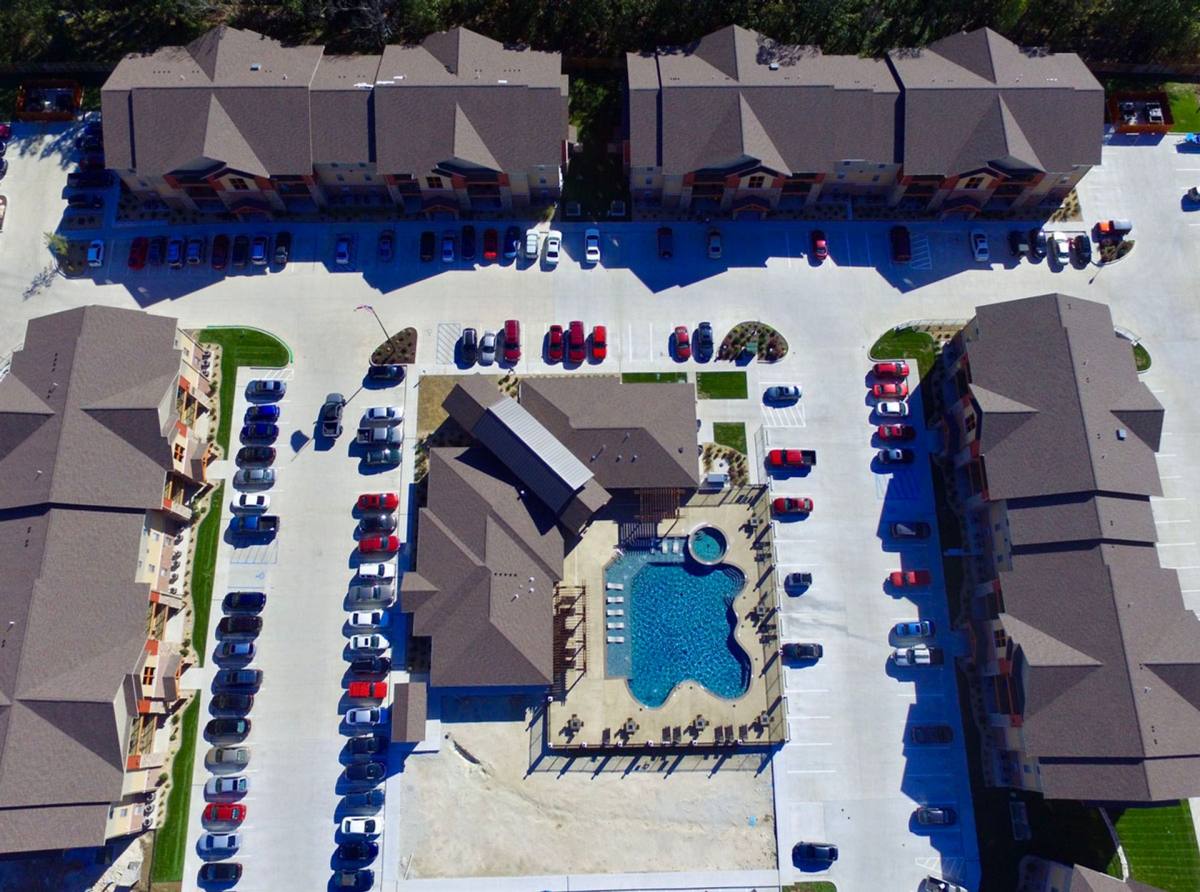 Apartment for rent at 1853 White Columns Dr, Rolla, MO 65401