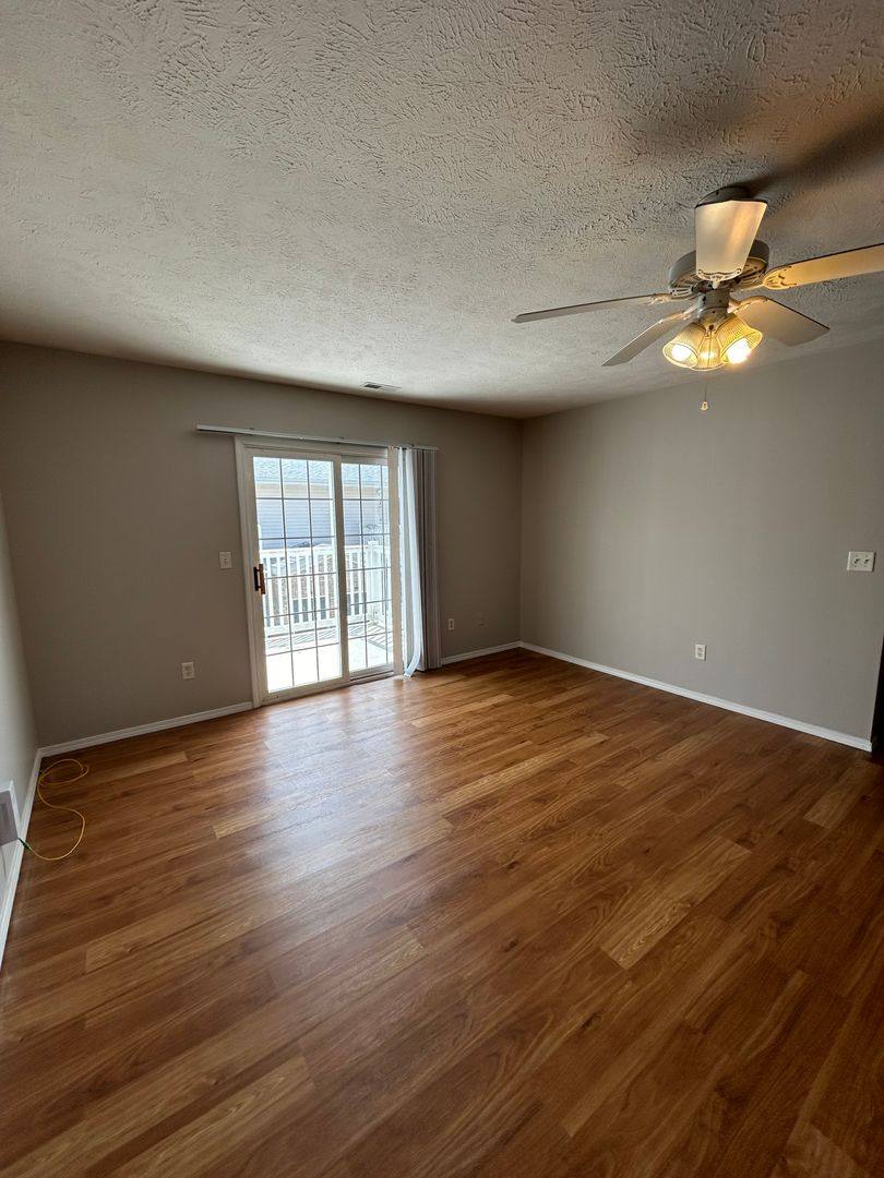 Apartment for rent at 1101 Ekstam Dr, Bloomington, IL 61704