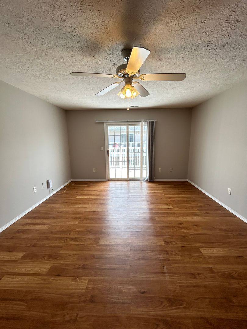 Apartment for rent at 1101 Ekstam Dr, Bloomington, IL 61704
