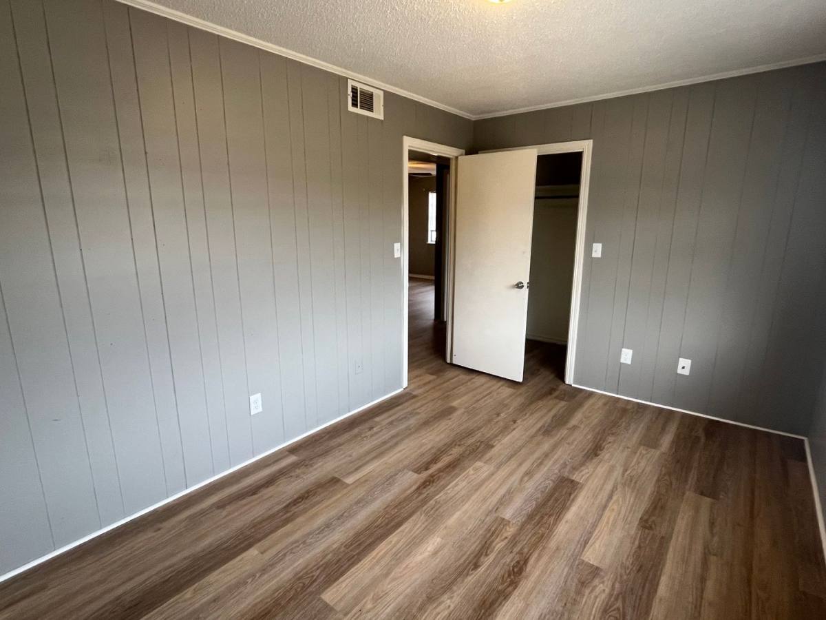 Apartment for rent at 1910 - 1911 S El Paso, Russellville, AR 72801