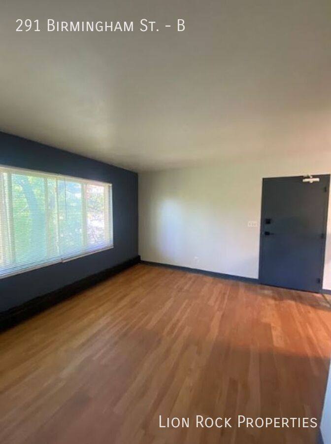 Apartment for rent at 291 Birmingham St #2, Saint Paul, MN 55106