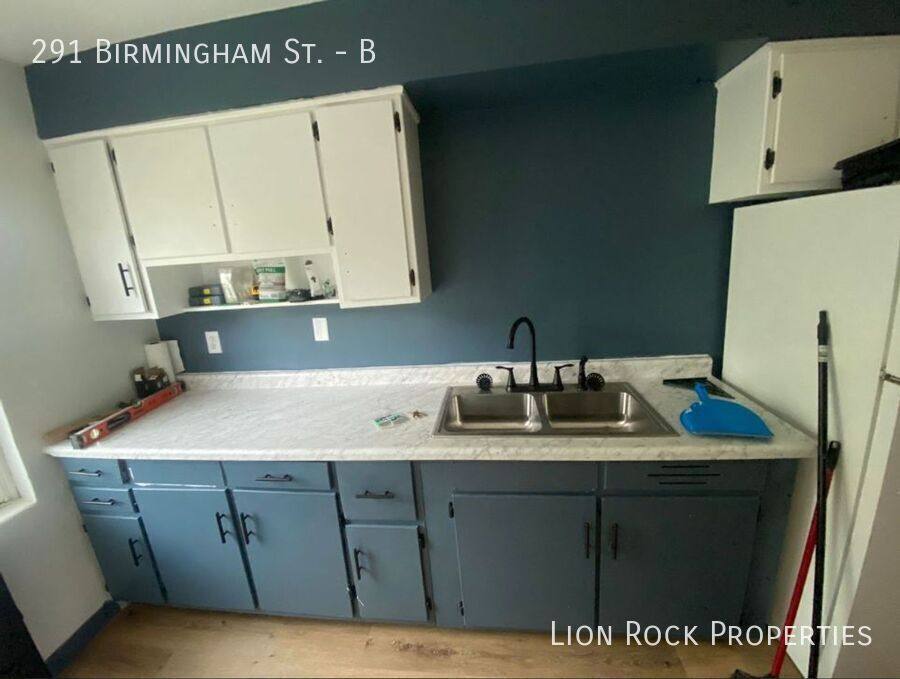 Apartment for rent at 291 Birmingham St #2, Saint Paul, MN 55106