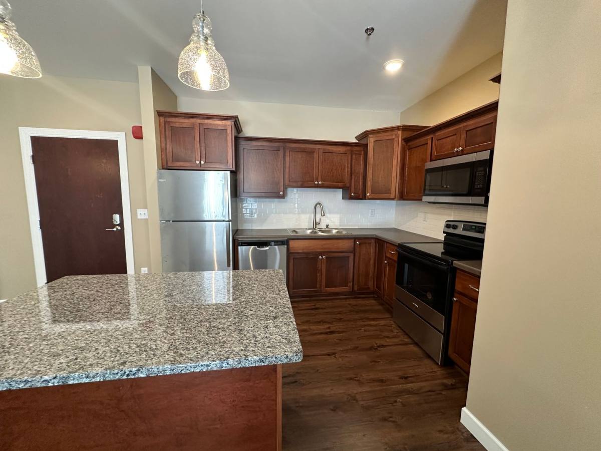 Apartment for rent at 2101 Abbey Rd, Onalaska, WI 54650