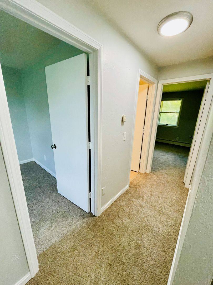 Apartment for rent at 350 Main St, Spencer, MA 01562