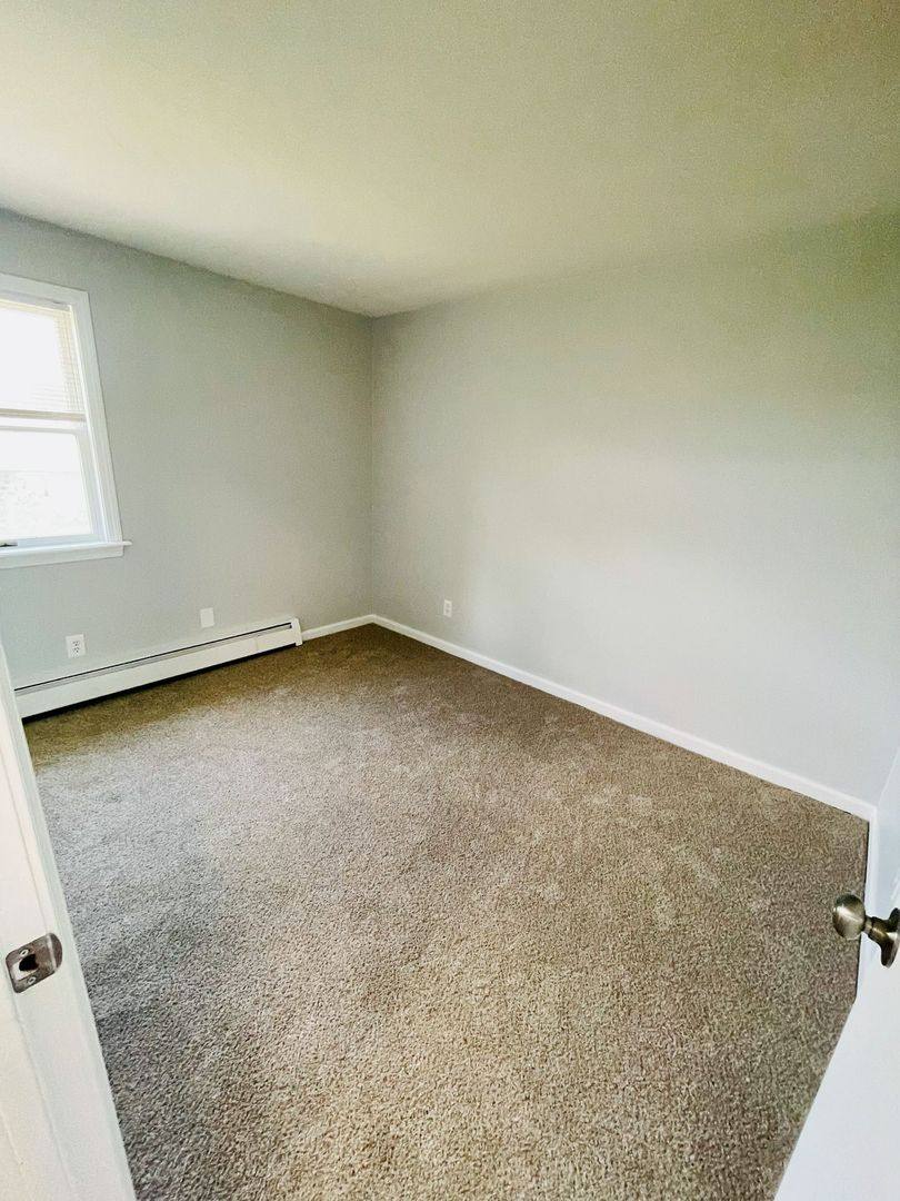 Apartment for rent at 350 Main St, Spencer, MA 01562