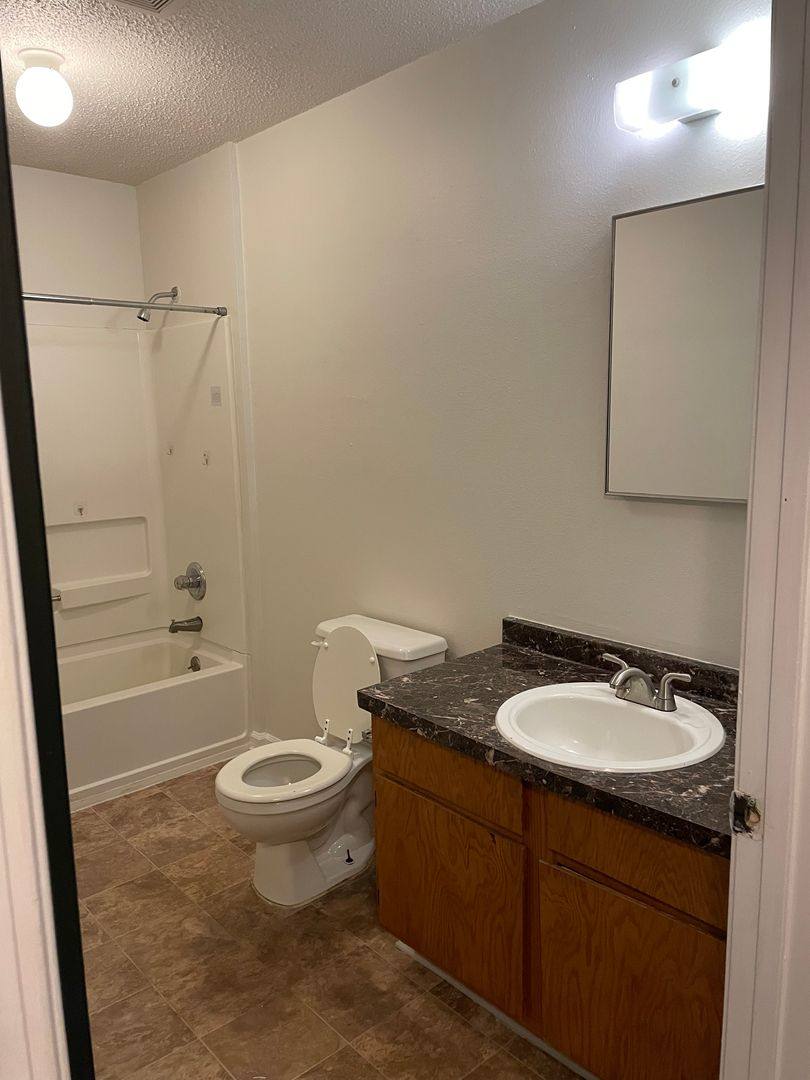 Apartment for rent at 1406 Eighth St NW, Jasper, AL 35503