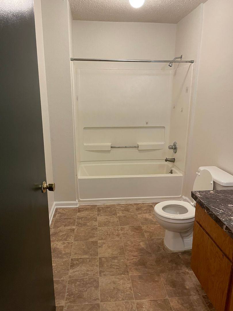 Apartment for rent at 1406 Eighth St NW, Jasper, AL 35503